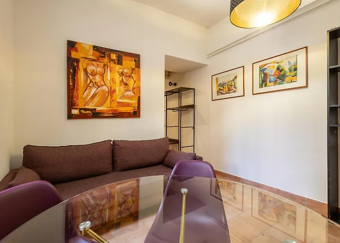 Elegant And Brand New Near Vatican Roma