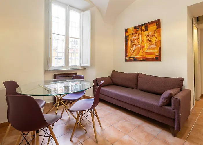 Elegant And Brand New Near Vatican Appartamento